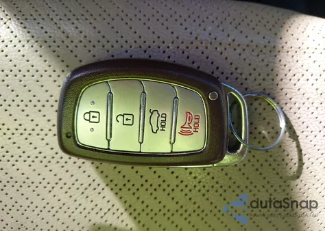 2017 Hyundai Elantra Limited z USA, uszkodzony, nr VIN 5NPD84LF3HH003541